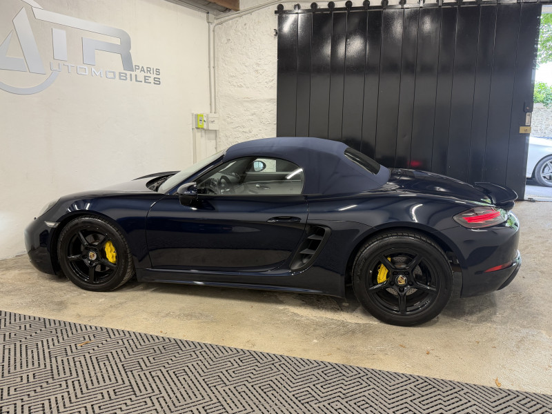 PORSCHE 718 BOXSTER - Photo 8