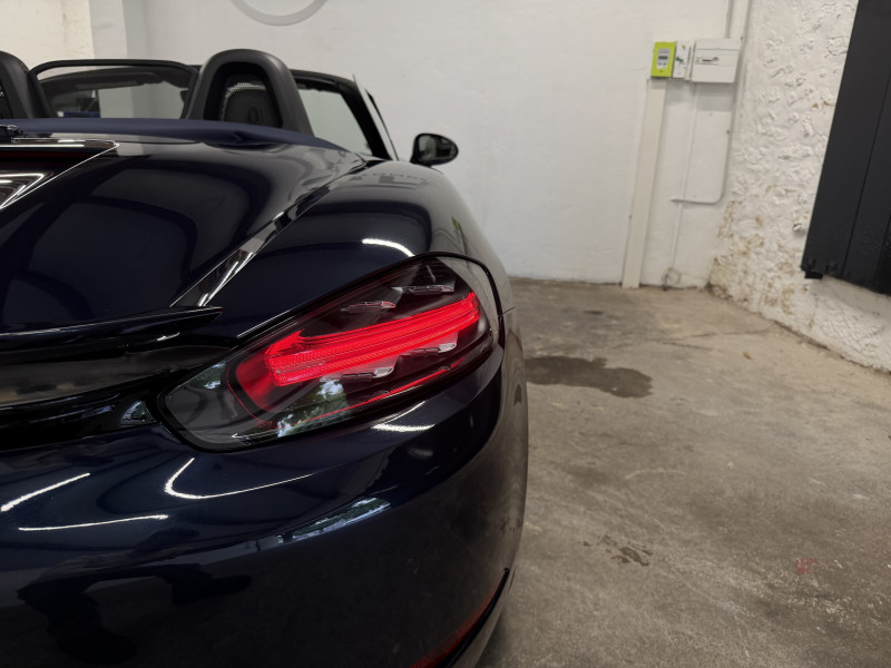 PORSCHE 718 BOXSTER - Photo 10