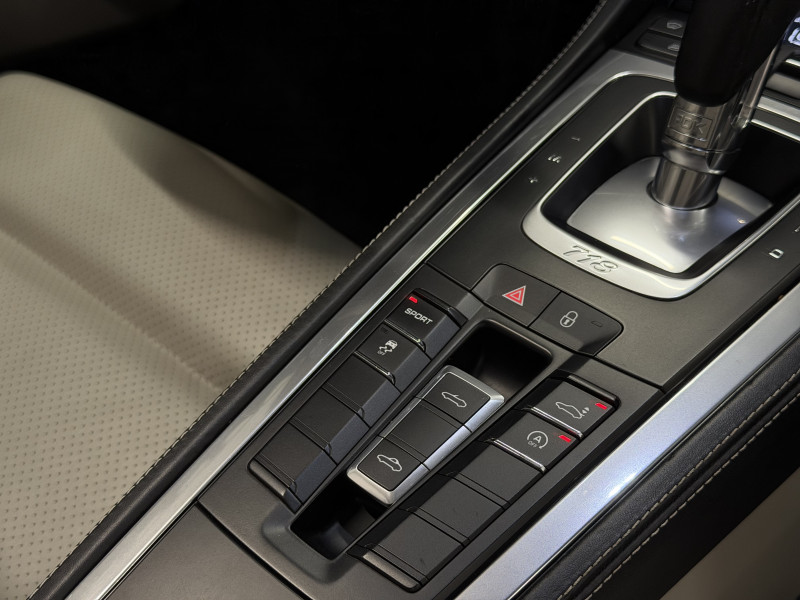 PORSCHE 718 BOXSTER - Photo 19