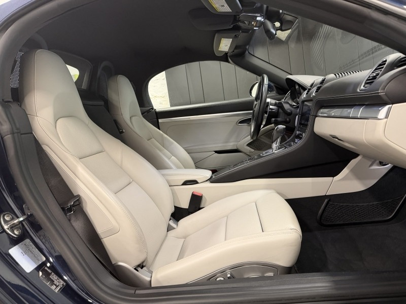 PORSCHE 718 BOXSTER - Photo 20