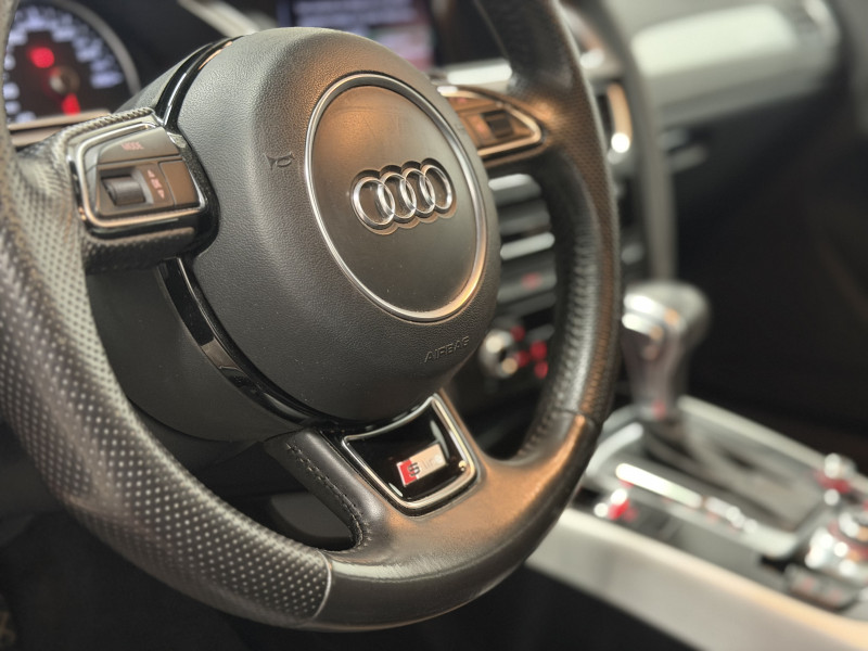 AUDI A4 AVANT - Photo 16