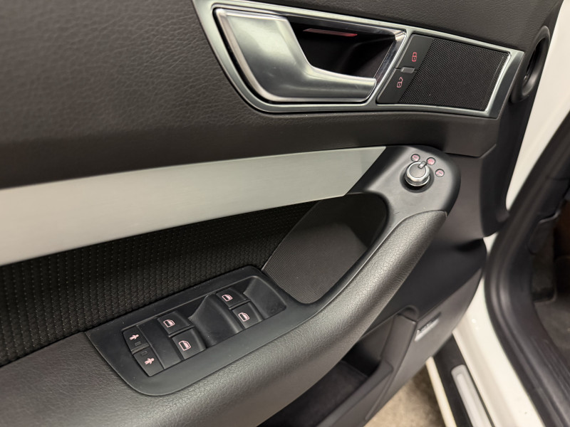 AUDI A6 AVANT - Photo 18