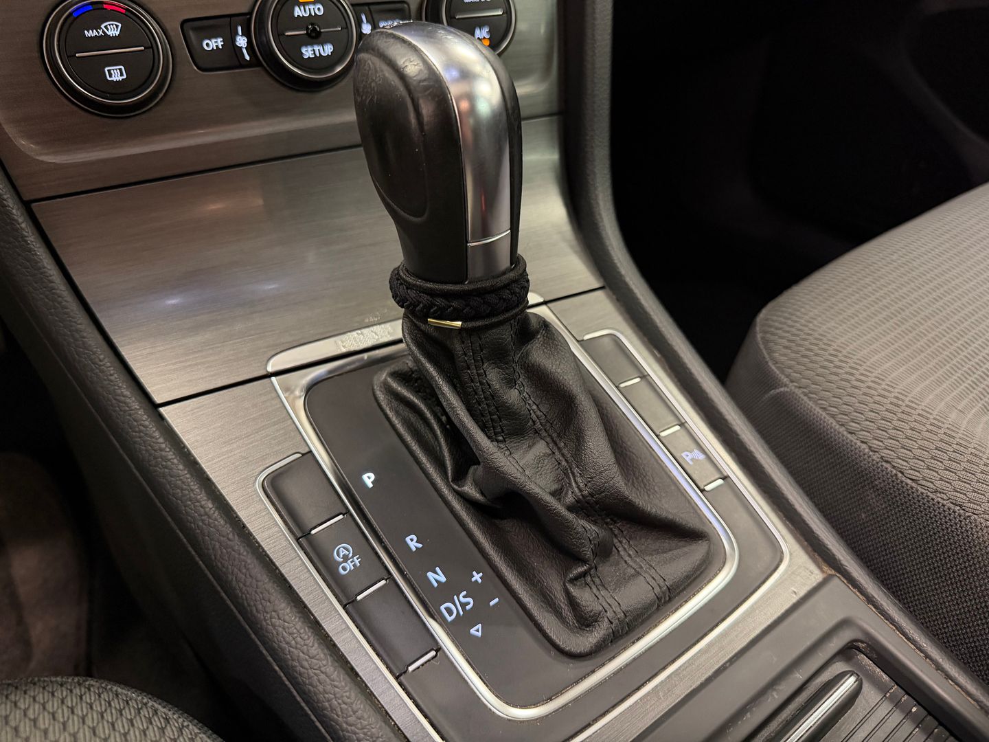 VOLKSWAGEN GOLF VII - Photo 17