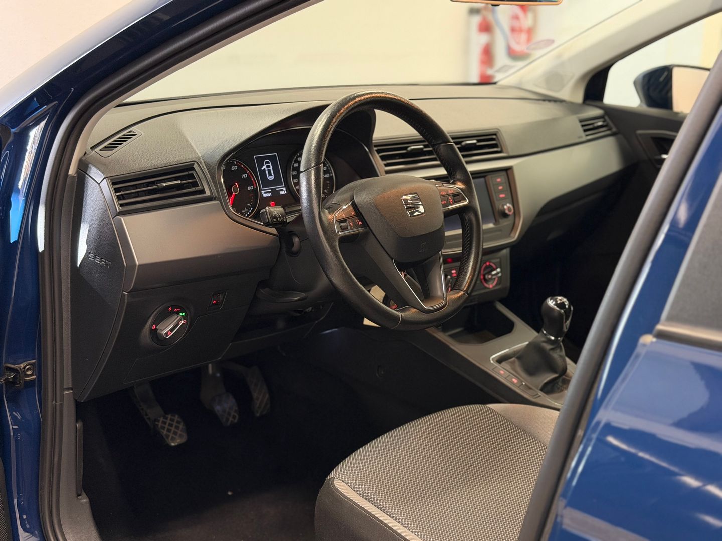 SEAT IBIZA - Photo 6