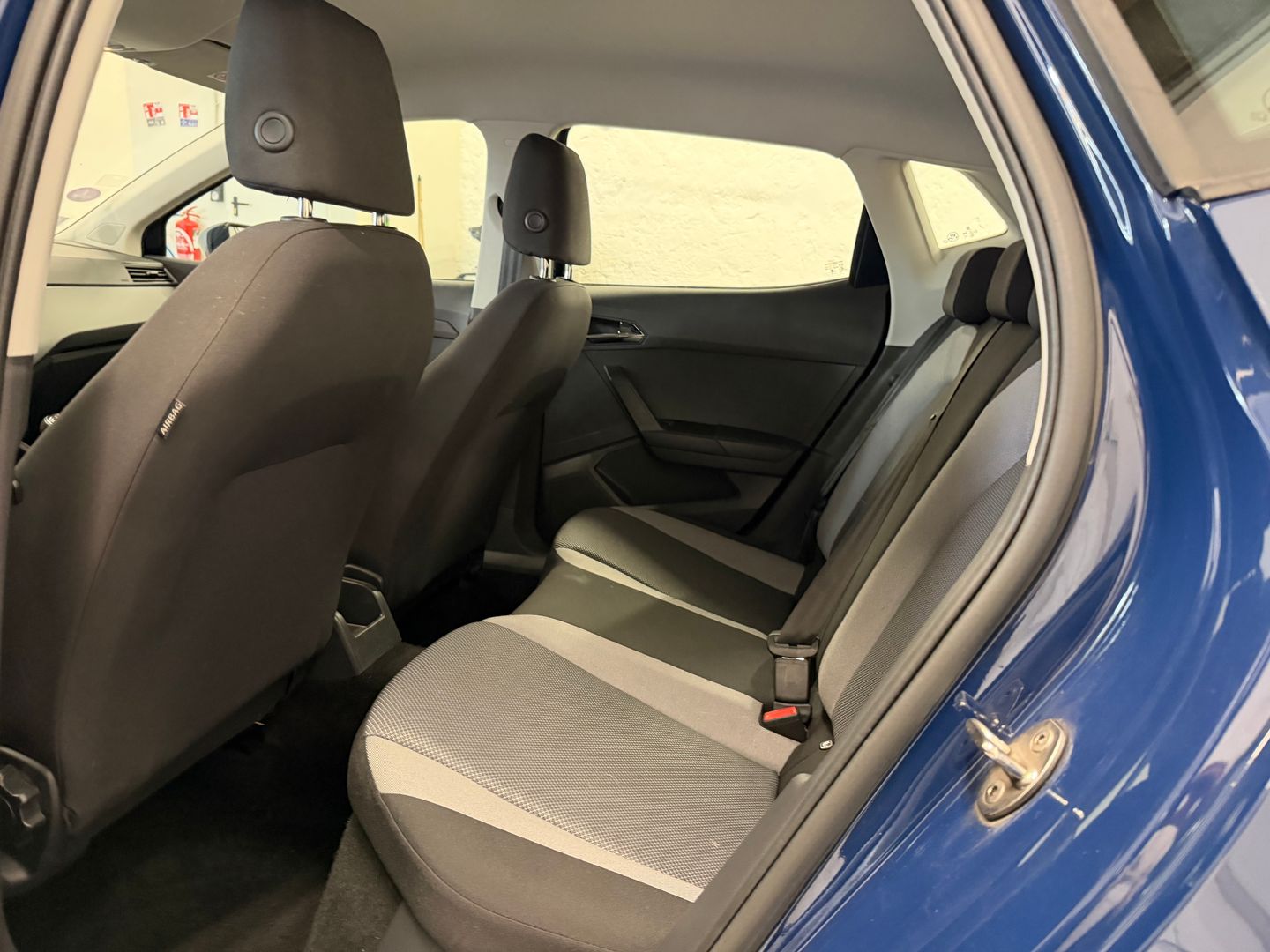 SEAT IBIZA - Photo 11
