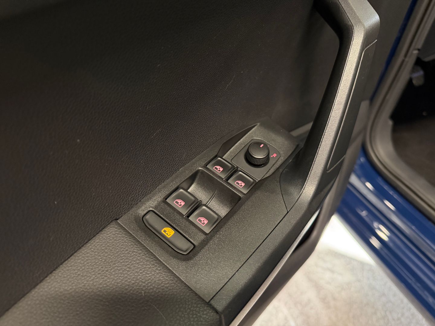 SEAT IBIZA - Photo 19